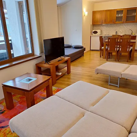 Snow Peak Todorka And Vihren /next To The Lift/ 7 Persons/ Apartman *