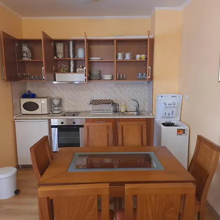 Snow Peak Todorka And Vihren /next To The Lift/ 7 Persons/ Banszko