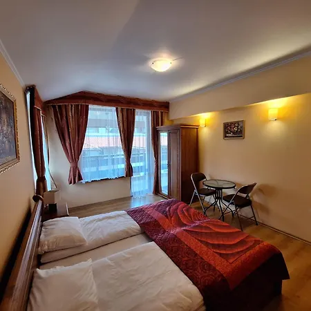 Snow Peak Todorka And Vihren /next To The Lift/ 7 Persons/ * Banszko