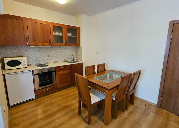 Apartament Snow Peak Todorka And Vihren /next To The Lift/ 7 Persons/ Bansko