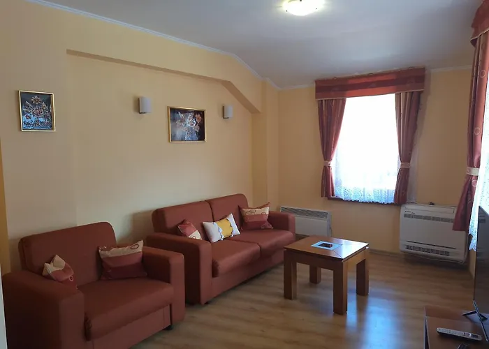 Snow Peak Todorka And Vihren /next To The Lift/ 7 Persons/ Apartament Bansko