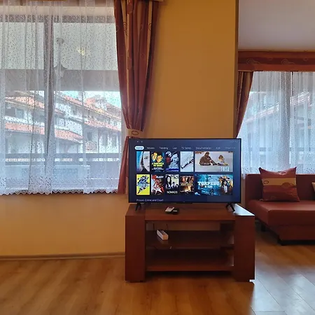 Apartment Snow Peak Todorka And Vihren /next To The Lift/ 7 Persons/