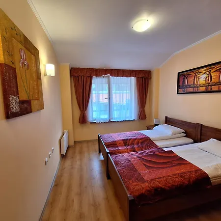 Apartamento Snow Peak Todorka And Vihren /next To The Lift/ 7 Persons/