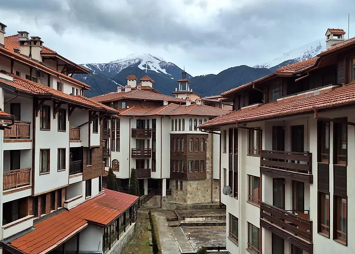 Snow Peak Todorka And Vihren /next To The Lift/ 7 Persons/ *