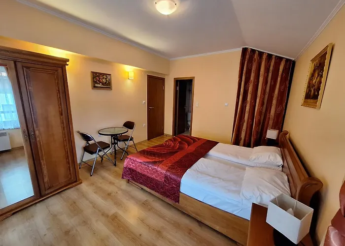 Apartment Snow Peak Todorka And Vihren /next To The Lift/ 7 Persons/ Bansko