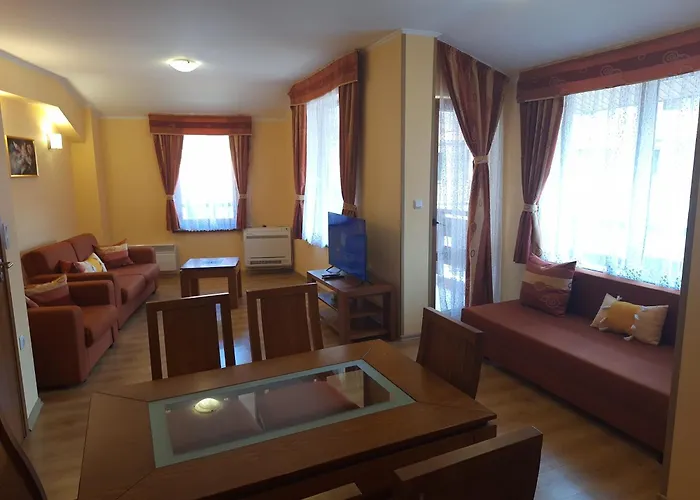 Snow Peak Todorka And Vihren /next To The Lift/ 7 Persons/