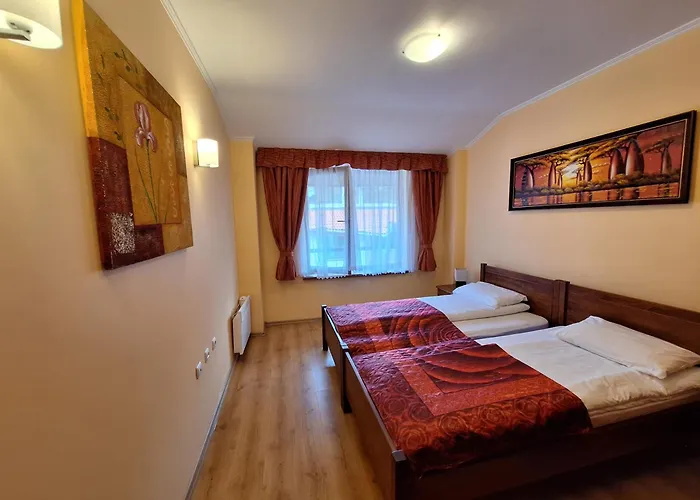 Apartment Snow Peak Todorka And Vihren /next To The Lift/ 7 Persons/