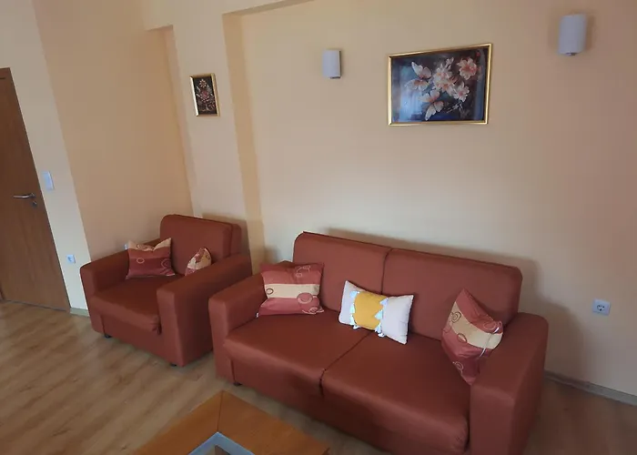 Apartment Snow Peak Todorka And Vihren /next To The Lift/ 7 Persons/ *